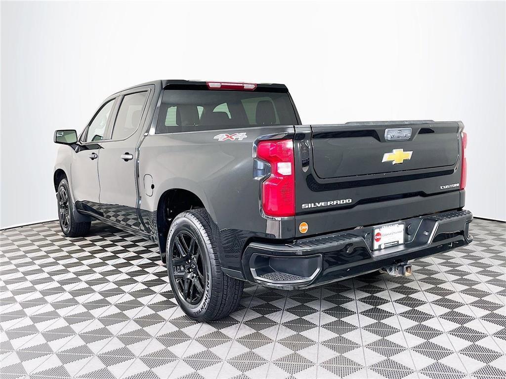 Used 2023 Chevrolet Silverado 1500 Custom image 6