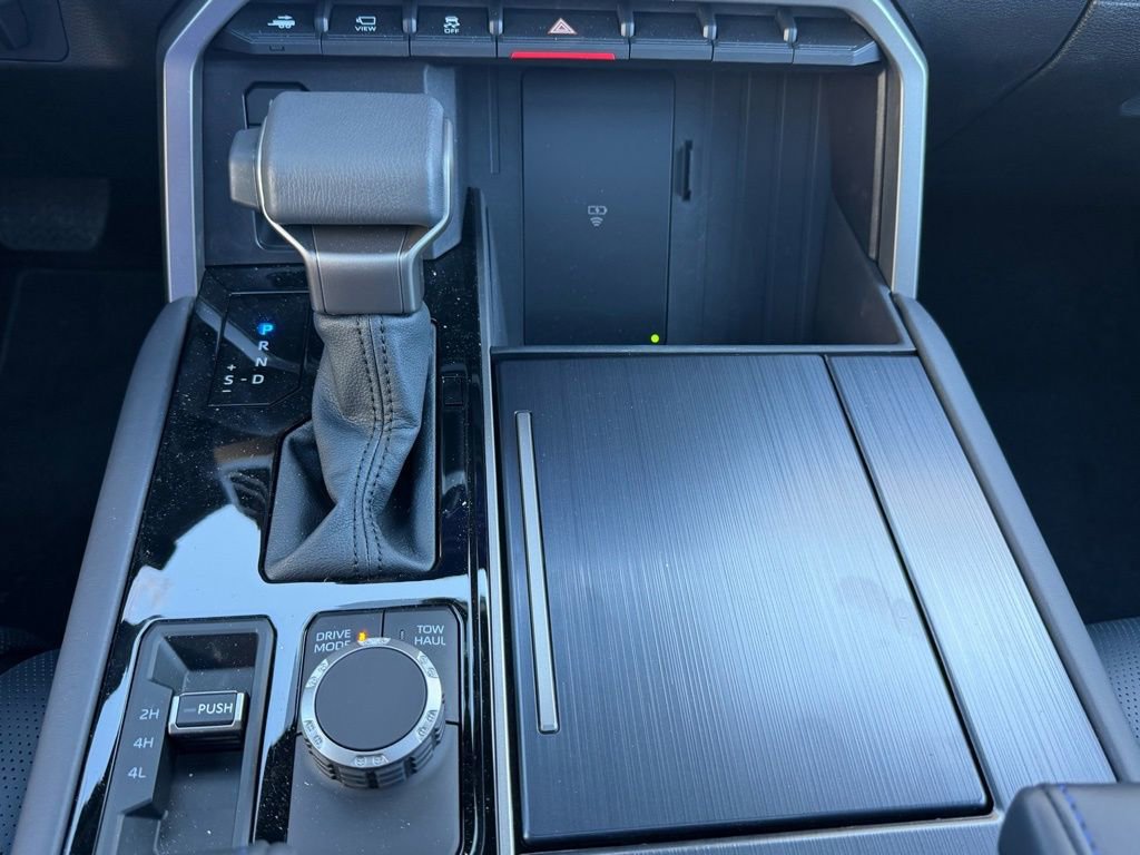 Used 2026 Toyota Sequoia Platinum image 27