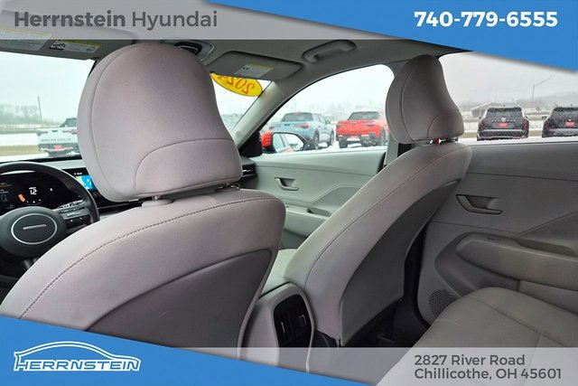 Used 2024 Hyundai Kona SEL image 23