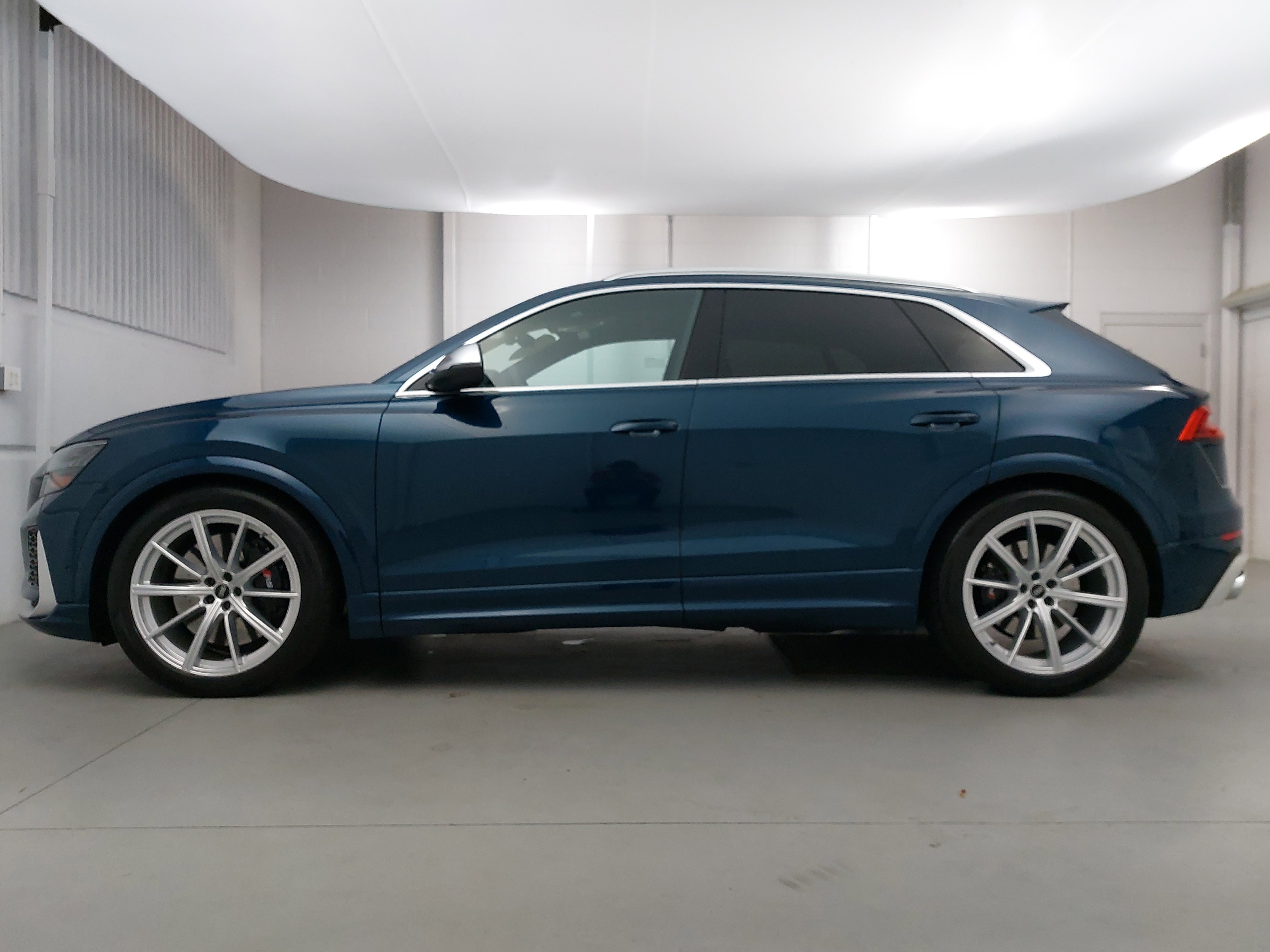 Used 2022 Audi RS Q8 4.0T image 2