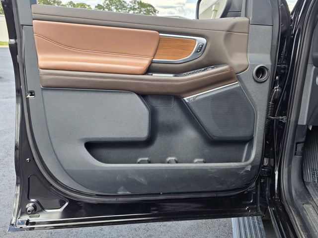 Used 2025 Ford Expedition King Ranch AWD/4WD image 16