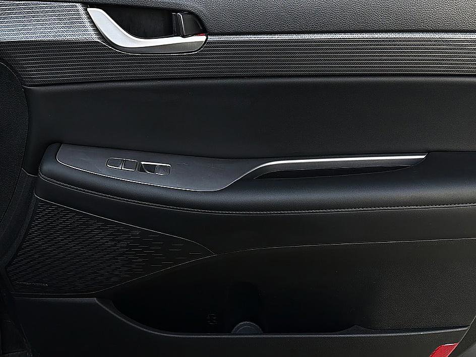 Used 2024 Hyundai Palisade Limited image 24