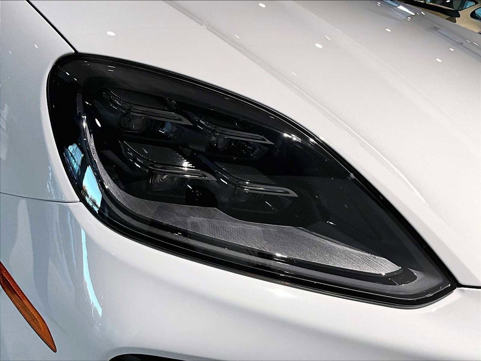 Used 2025 Porsche Cayenne S image 15