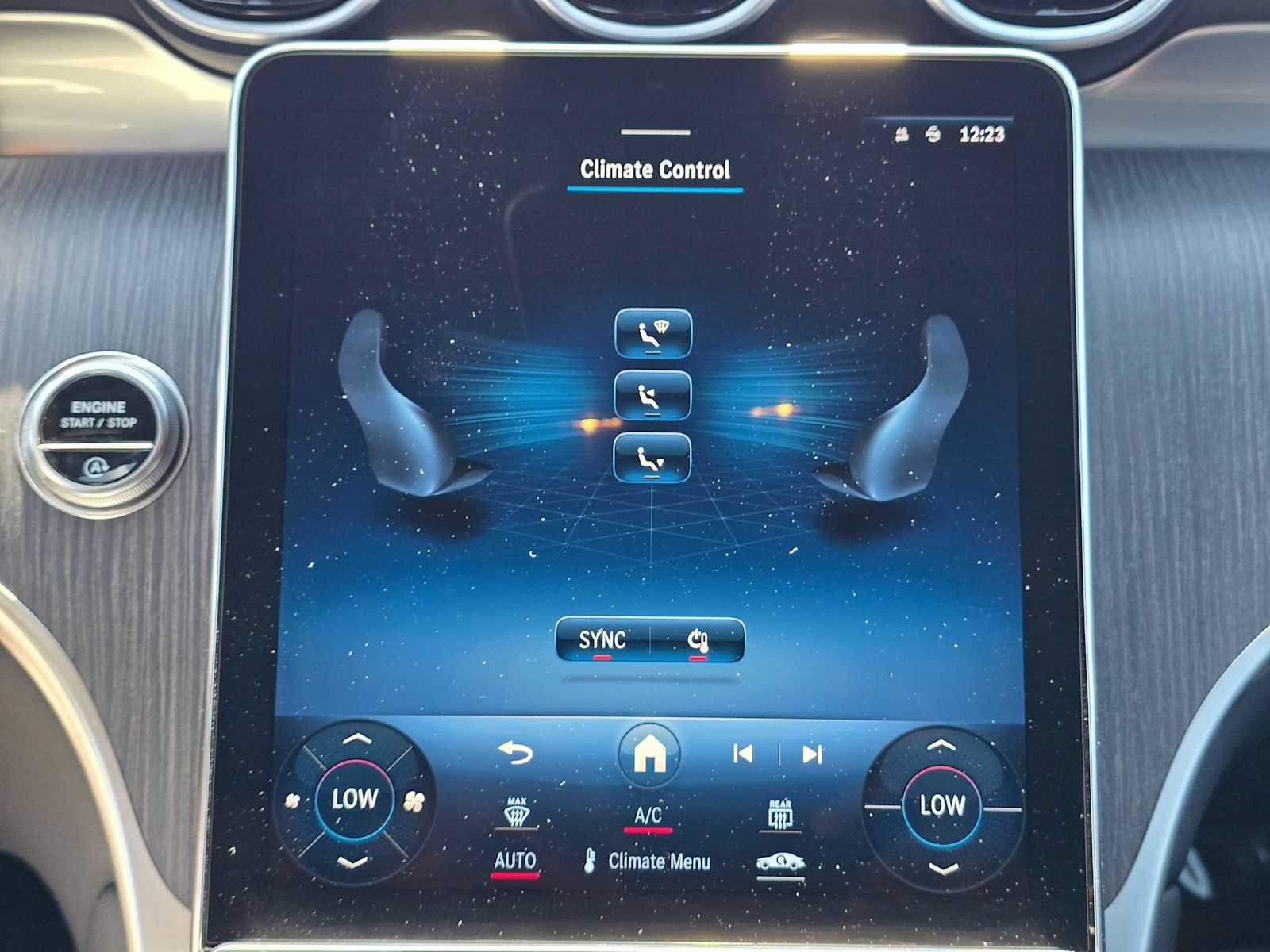 Used 2024 Mercedes-Benz GLC 300 4MATIC image 26