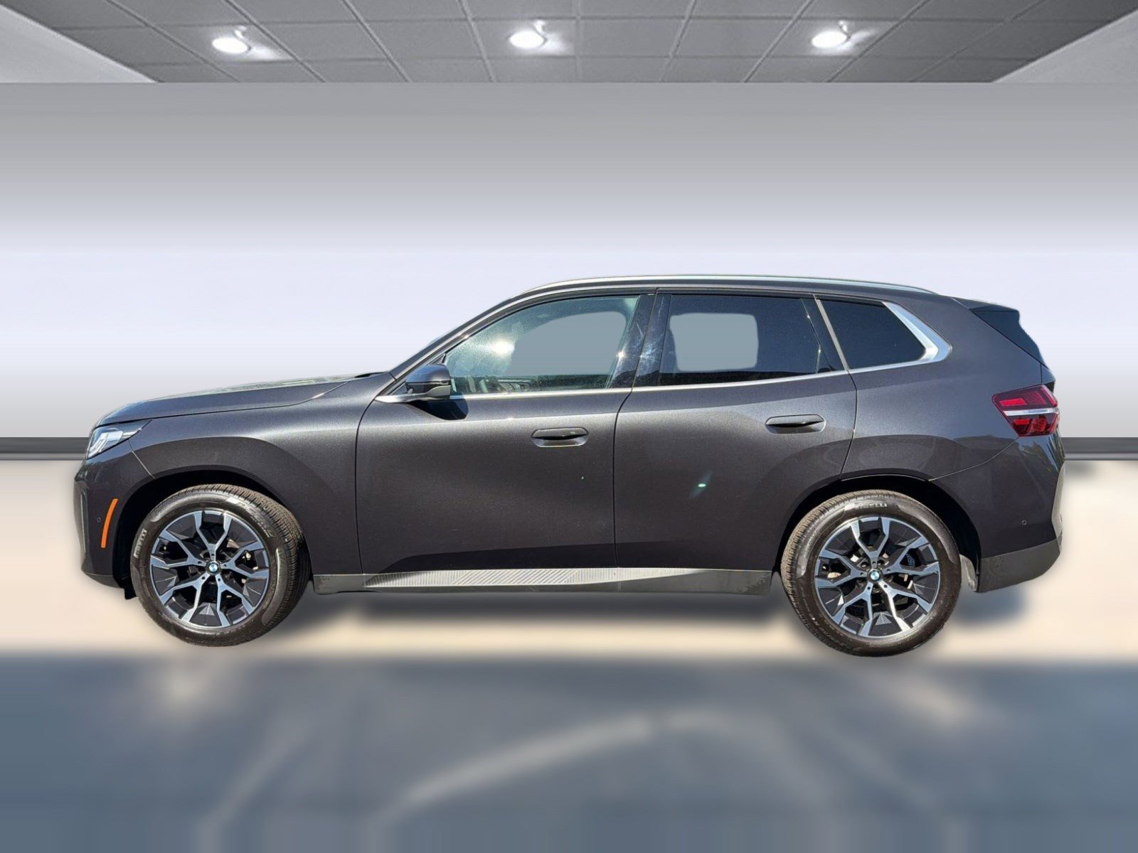 Used 2025 BMW X3 xDrive30i w/ Convenience Package AWD/4WD image 2
