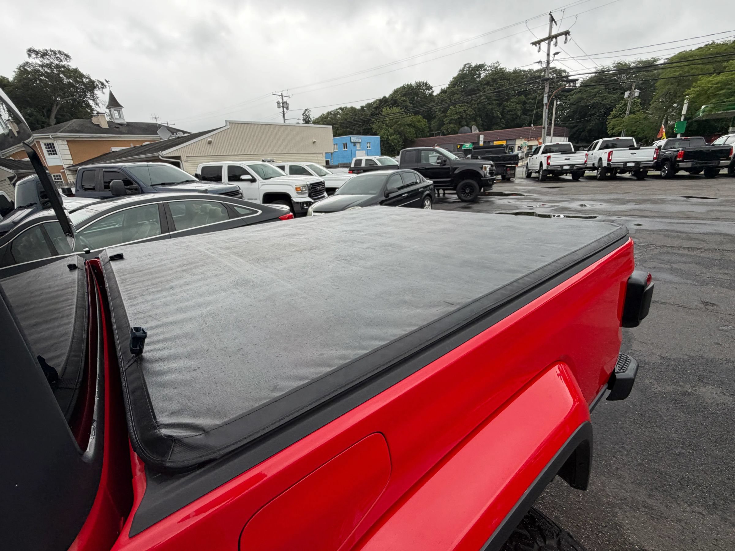 Used 2020 Jeep Gladiator Overland AWD/4WD image 41