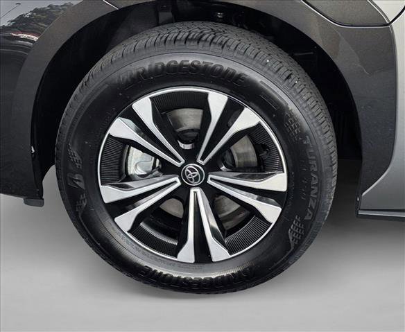 Certified 2025 Toyota bZ4X AWD image 9