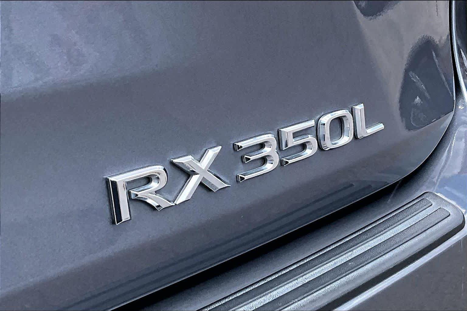 Used 2021 Lexus RX 350L FWD w/ Premium Package image 10