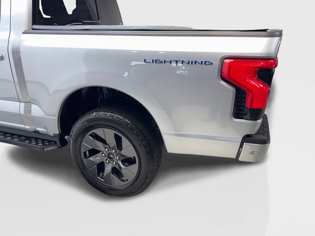 Used 2022 Ford F150 Lightning Lariat w/ Equipment Group 511A High AWD/4WD image 14