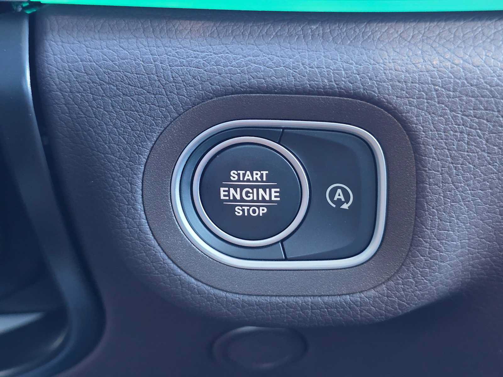 Used 2023 Mercedes-Benz GLS 450 4MATIC image 37