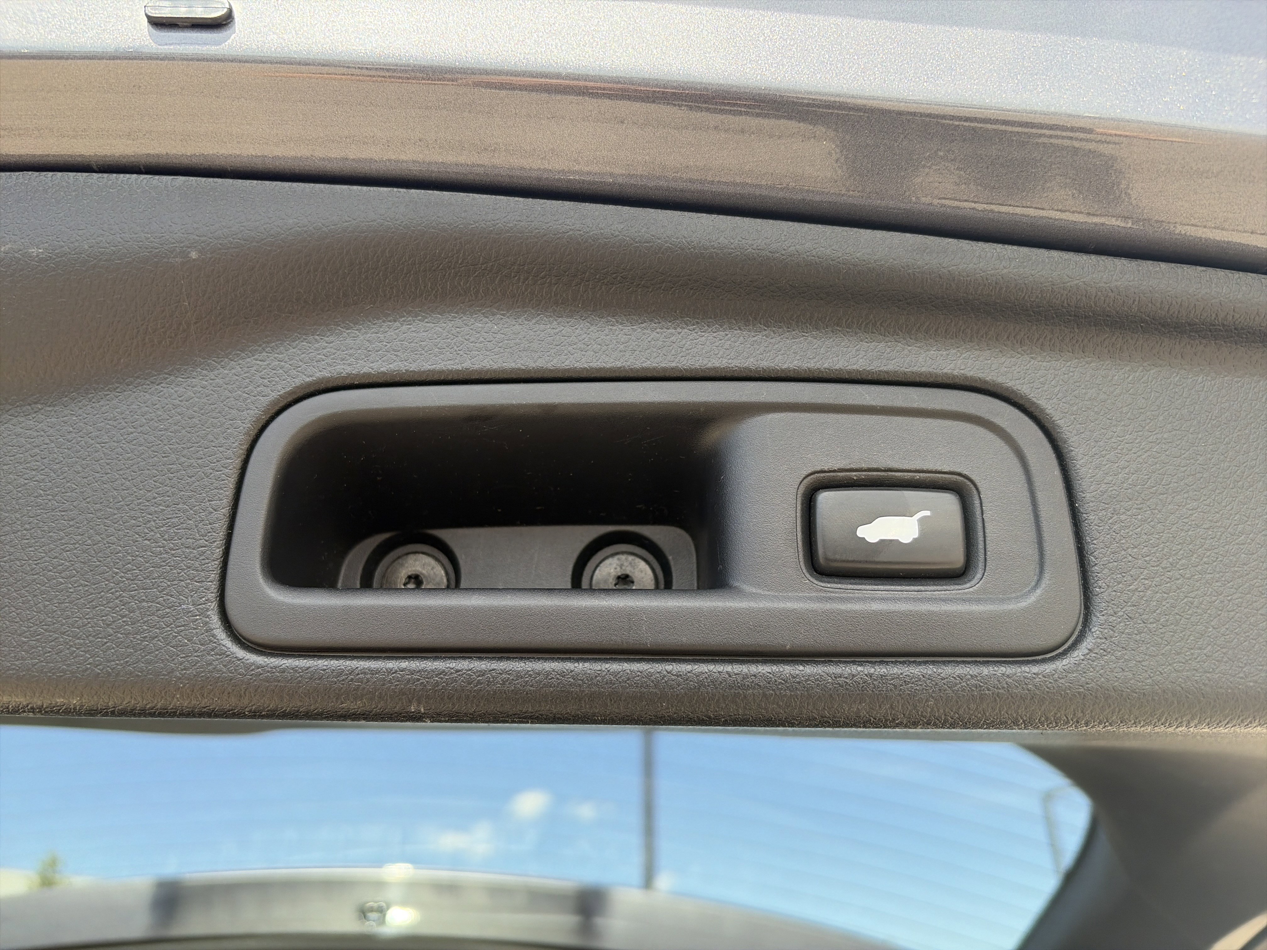 Used 2016 Honda Pilot Elite image 23