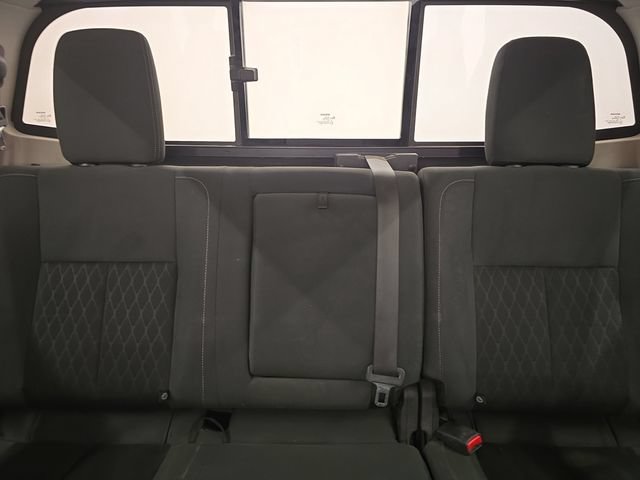 Used 2019 Nissan Titan SV AWD/4WD image 21