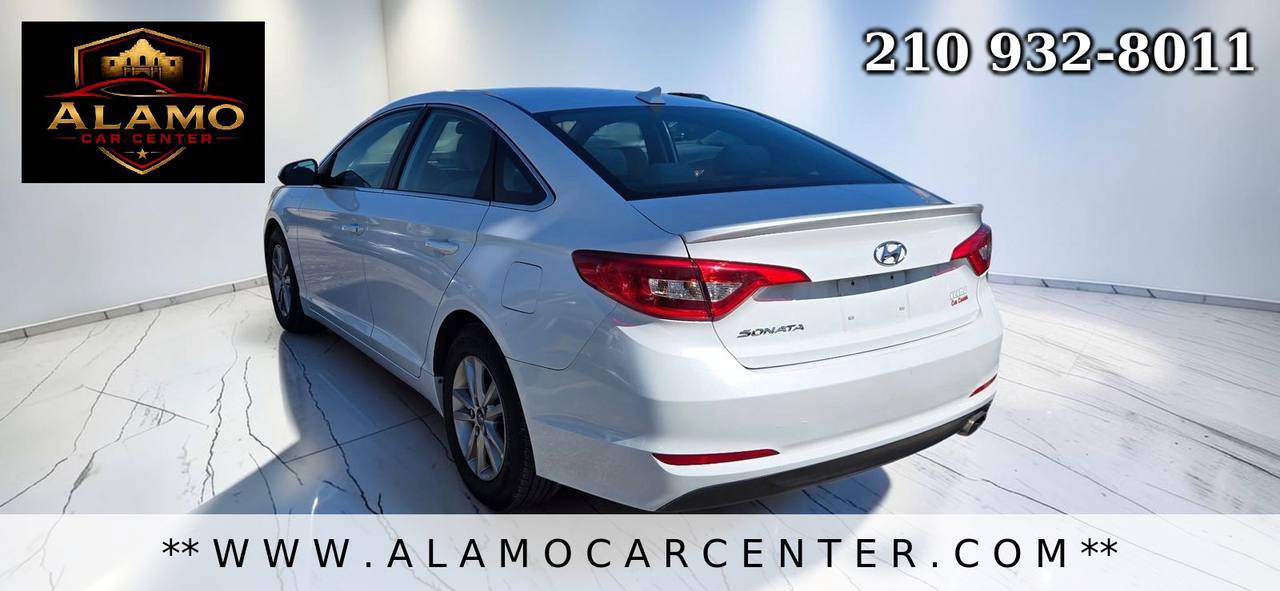 Used 2016 Hyundai Sonata SE w/ Cargo Package FWD image 3
