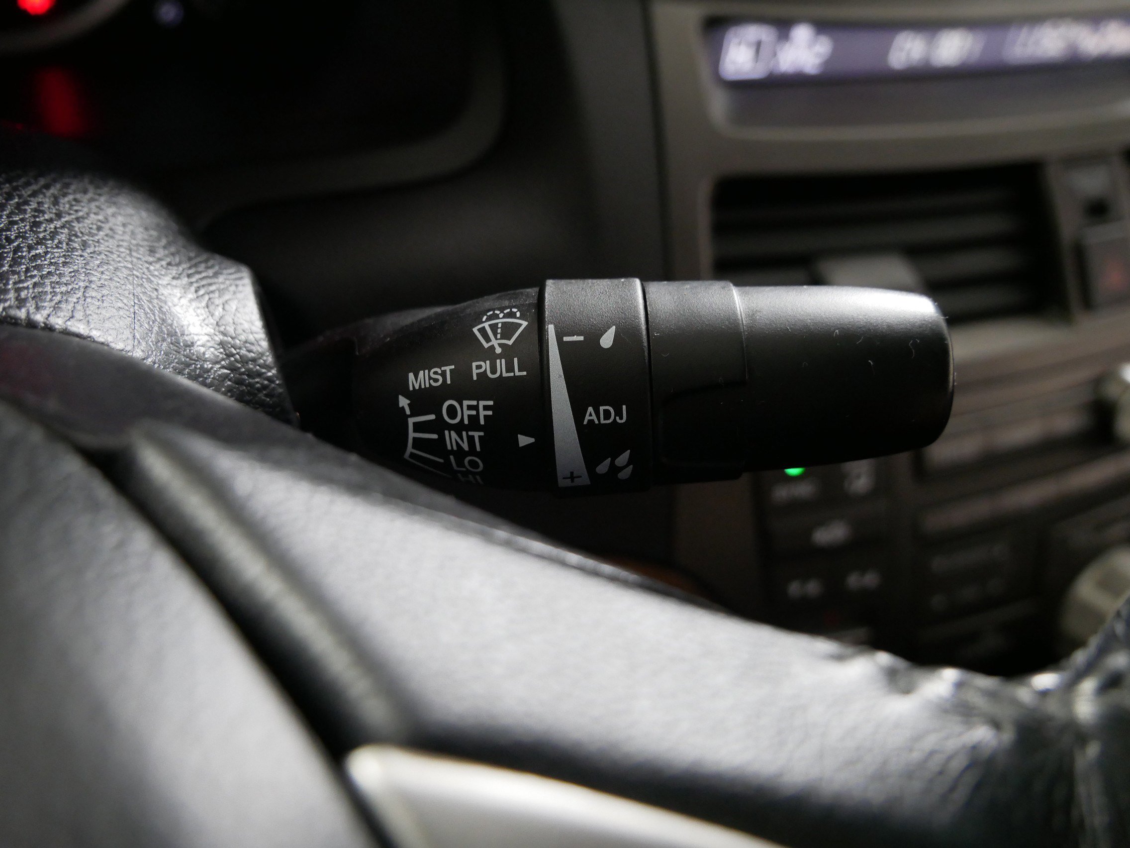 Used 2011 Honda Accord EX-L image 30