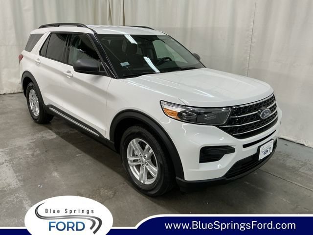 Used 2022 Ford Explorer XLT image 1