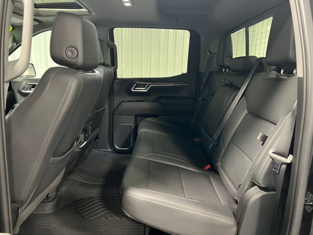 Used 2023 Chevrolet Silverado 1500 LTZ w/ LTZ Premium Package image 5
