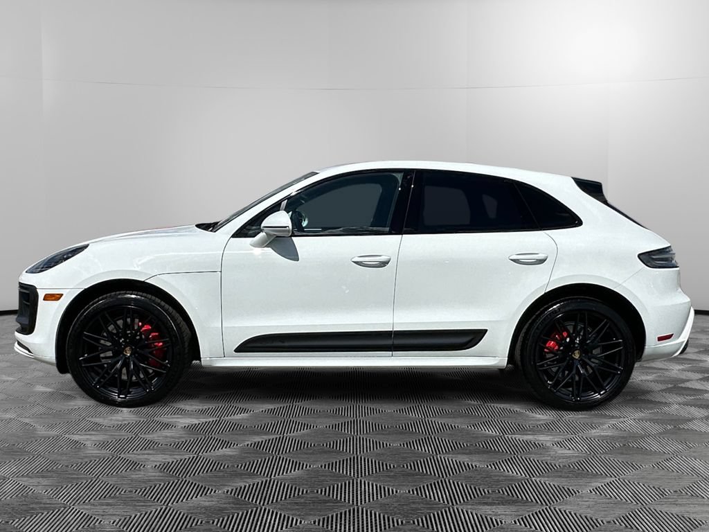 Used 2022 Porsche Macan GTS AWD/4WD image 2