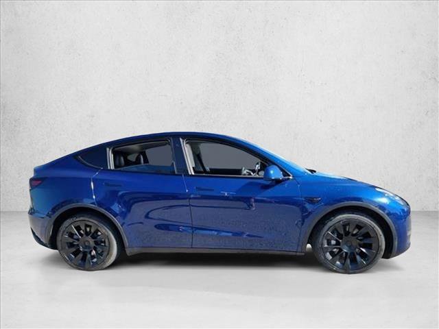 Used 2021 Tesla Model Y Long Range image 4