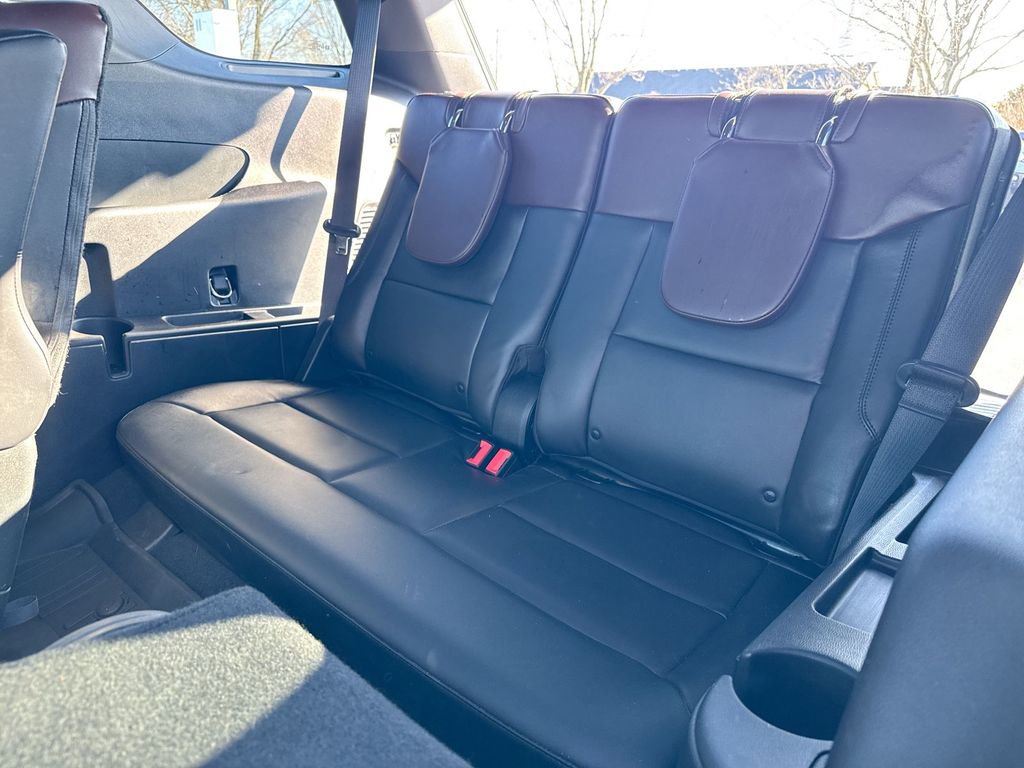 Used 2022 Ford Explorer Platinum w/ Technology Package image 25