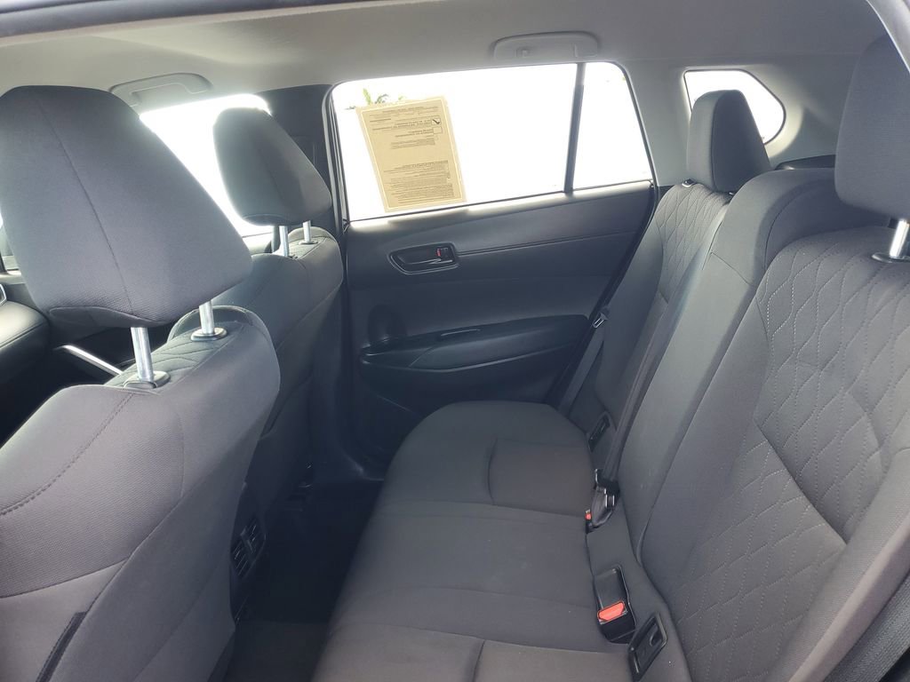 Used 2022 Toyota Corolla Cross LE image 10