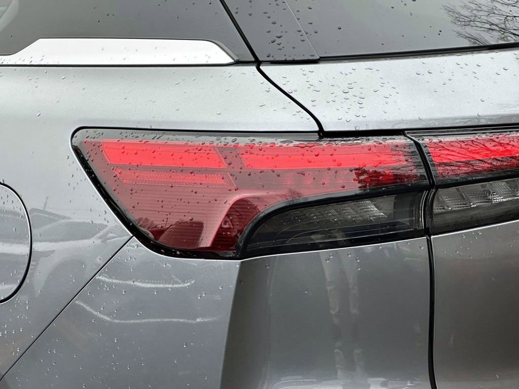 Used 2024 INFINITI QX60 Pure image 11