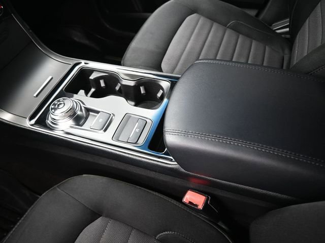 Used 2019 Ford Edge SE FWD image 33