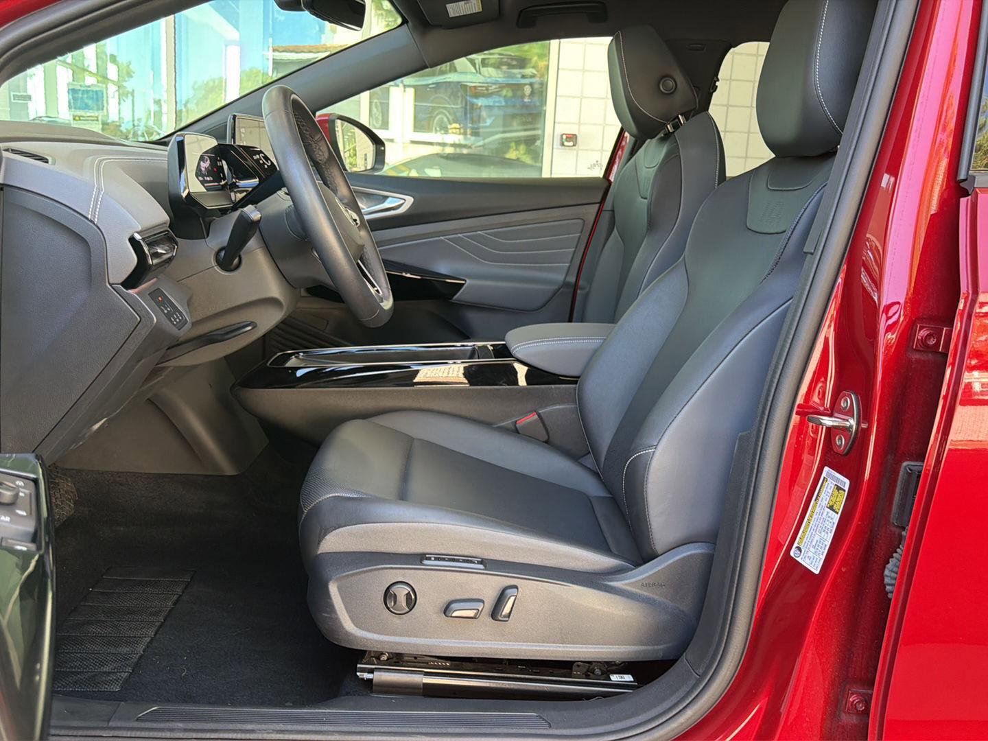 Certified 2023 Volkswagen ID.4 Pro S AWD/4WD image 15