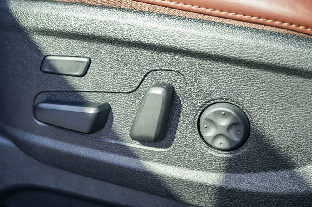 Used 2024 Kia Telluride SX Prestige image 24