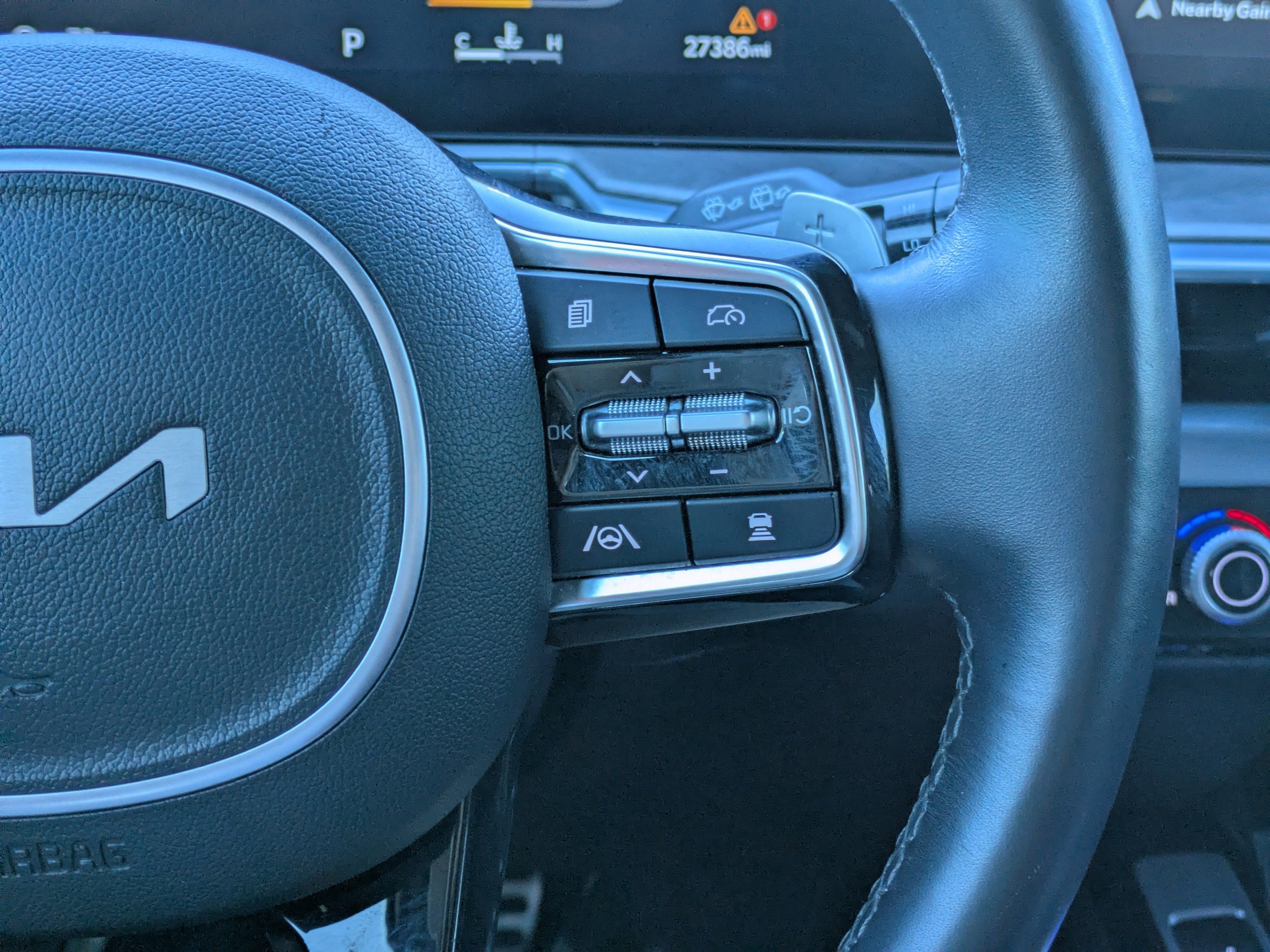 Used 2024 Kia Sorento SX Prestige image 19