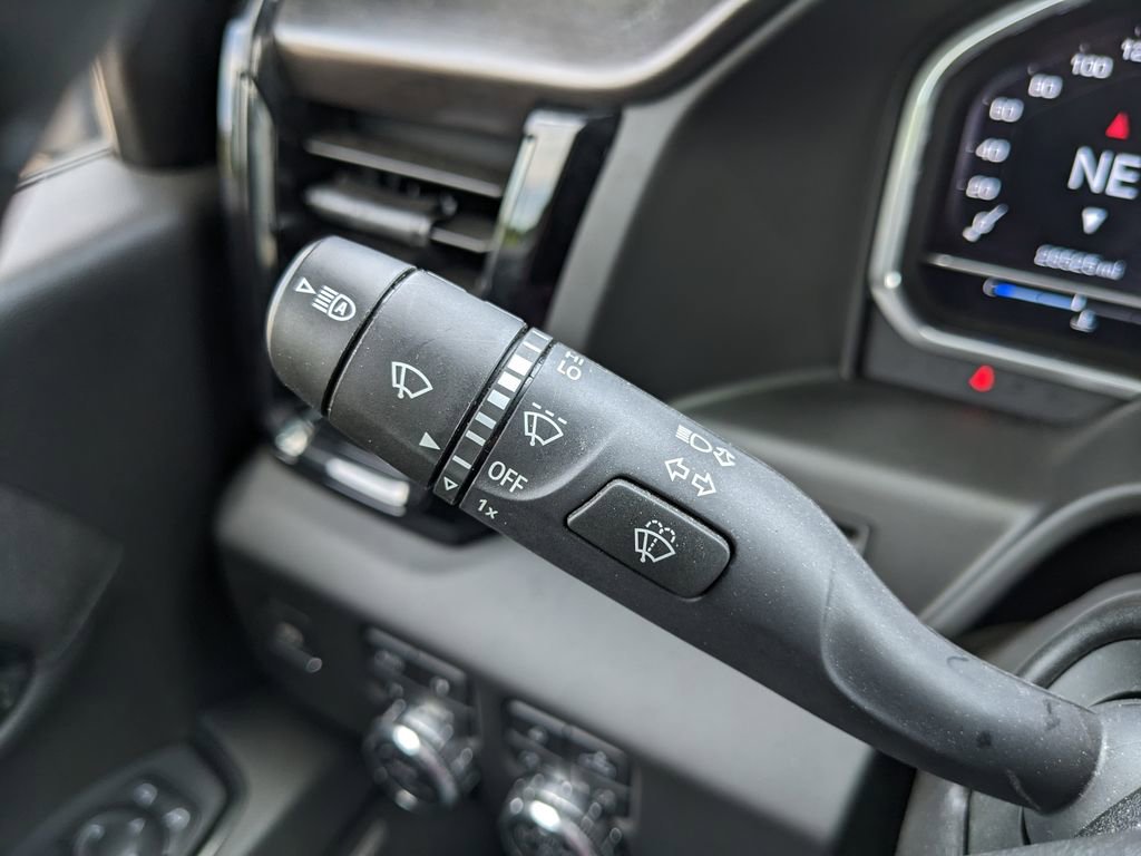 Used 2025 GMC Sierra 2500 AT4 image 64