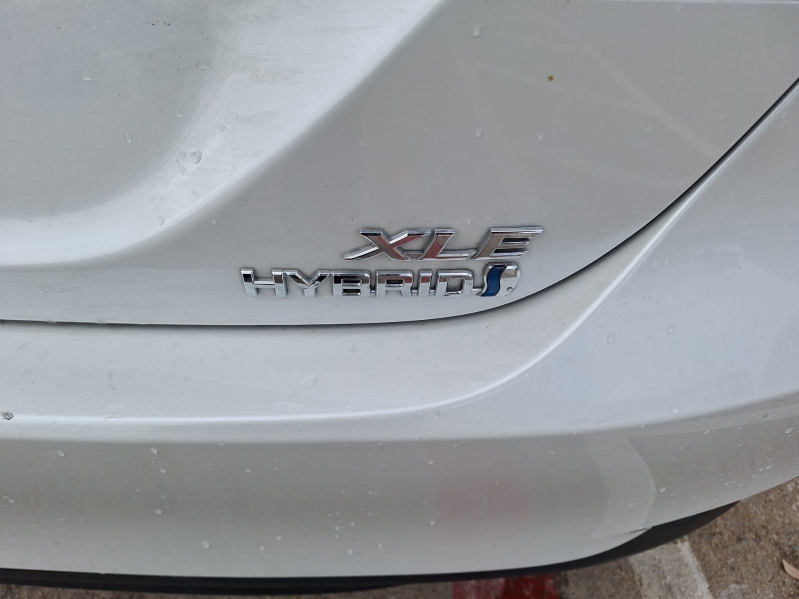 Used 2024 Toyota Camry XLE w/ Cold Weather Package image 12