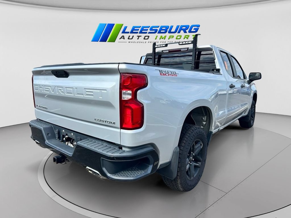 Used 2019 Chevrolet Silverado 1500 Custom Trail Boss w/ Custom Convenience Package AWD/4WD image 4