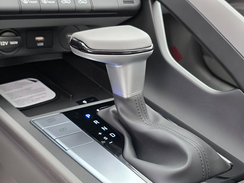 New 2026 Hyundai Elantra Sport image 21