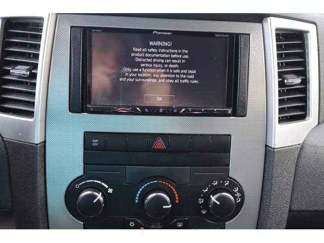 Used 2009 Jeep Grand Cherokee Laredo AWD/4WD image 16
