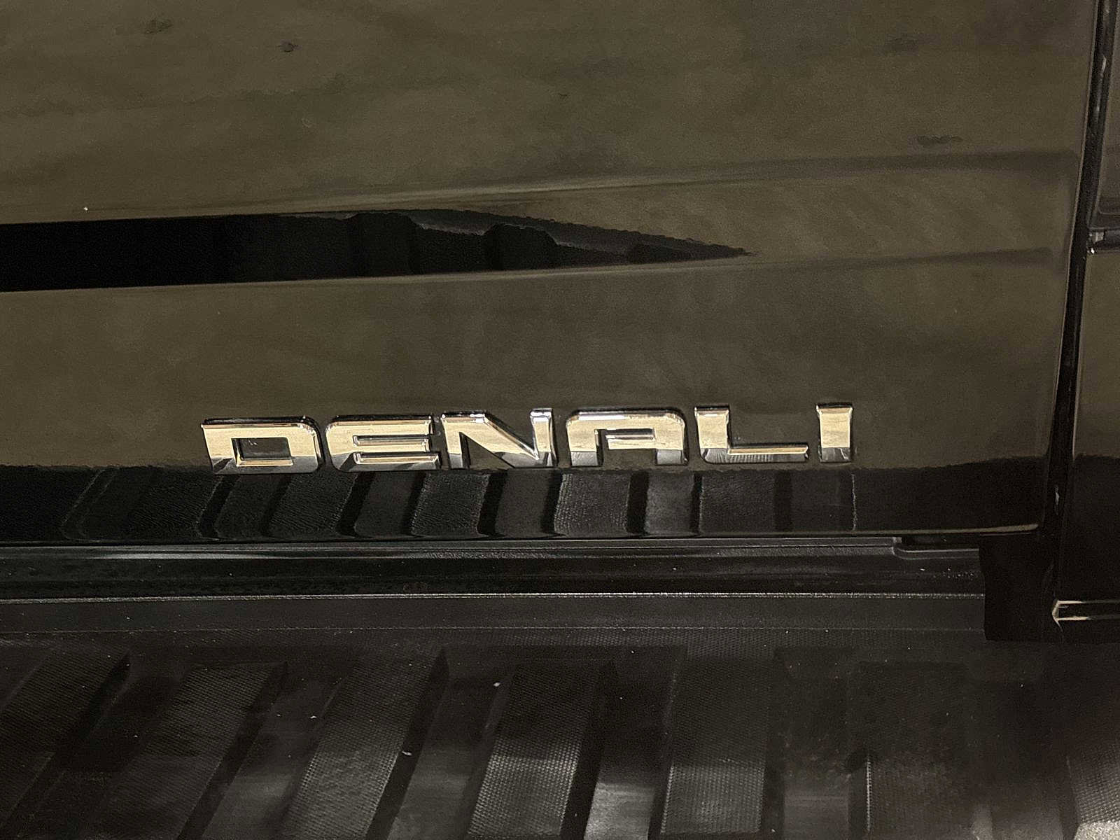 Used 2018 GMC Sierra 1500 Denali w/ Denali Ultimate Package image 28