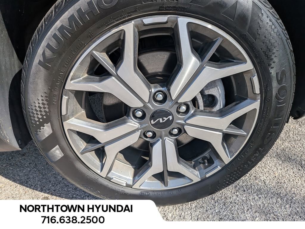 Used 2023 Kia Seltos EX image 45