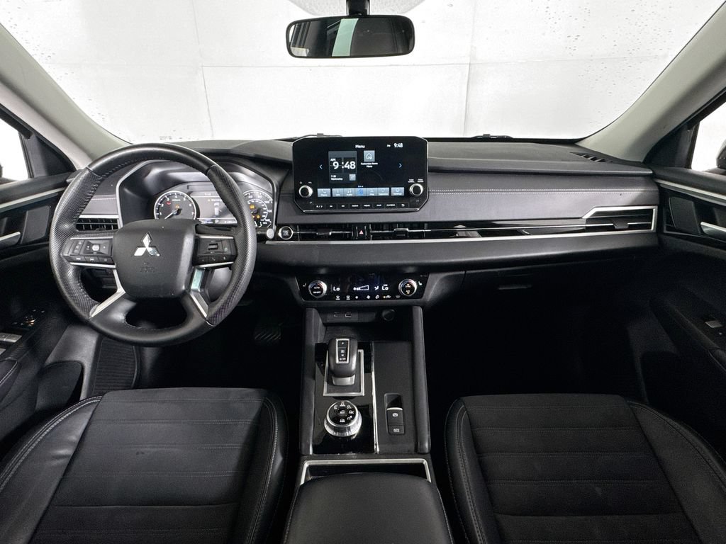 Used 2023 Mitsubishi Outlander SE AWD/4WD image 29