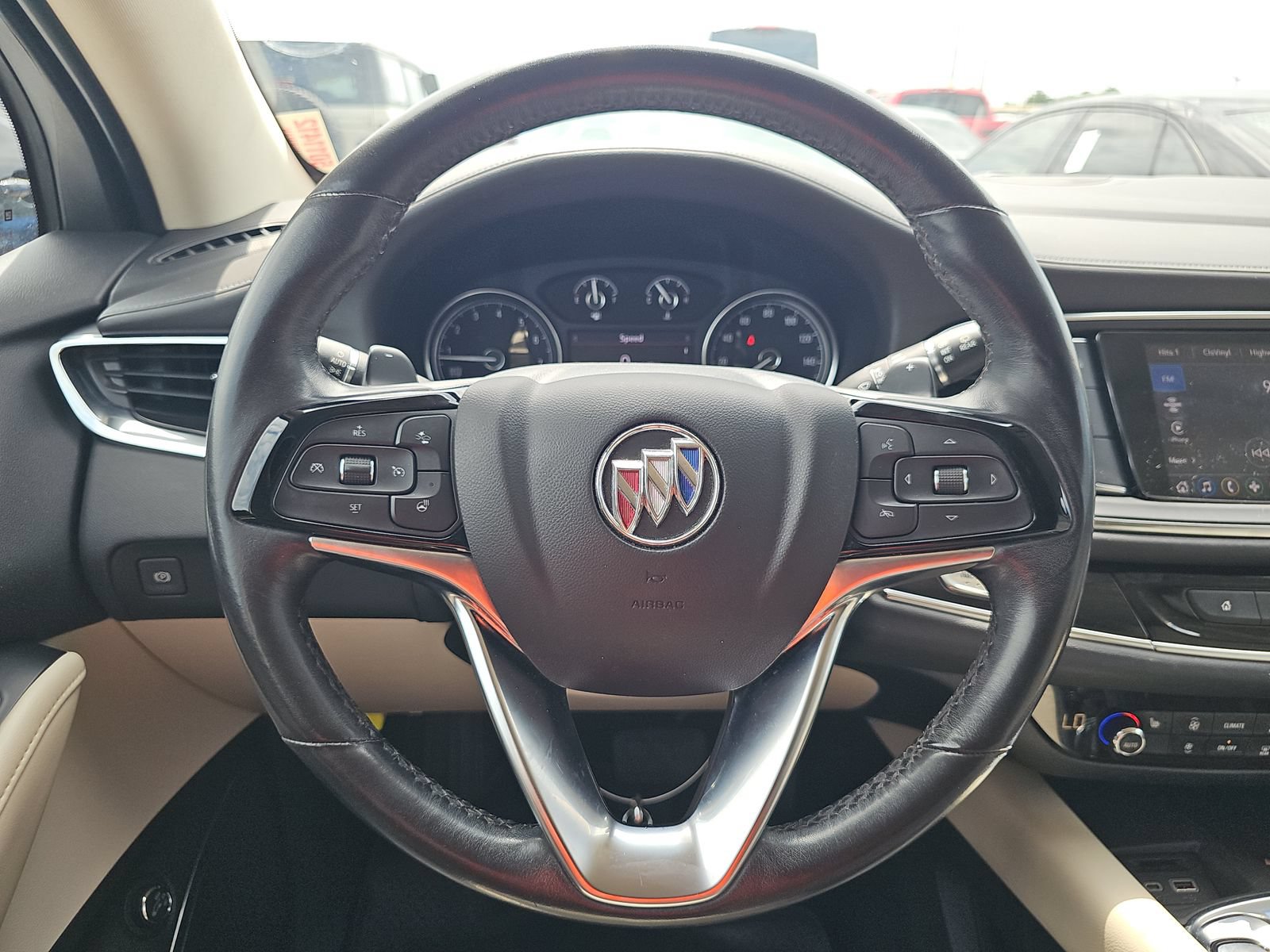 Used 2022 Buick Enclave Essence FWD image 8