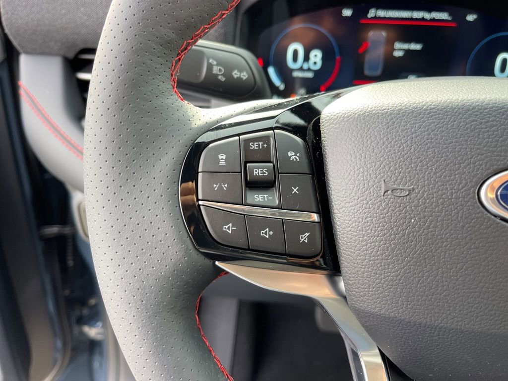 New 2026 Ford Explorer ST-Line w/ ST-Line Street Pack image 14
