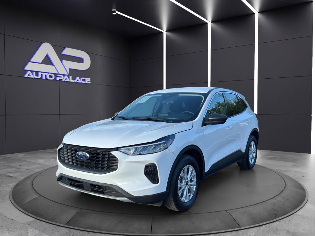 Used 2024 Ford Escape Active image 1
