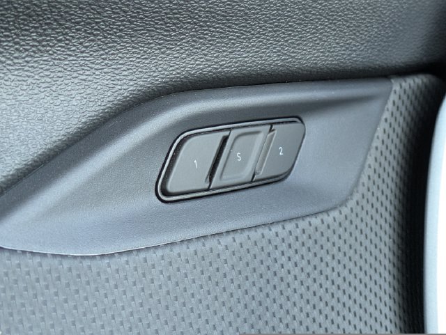 New 2026 Jeep Cherokee Overland AWD/4WD image 19