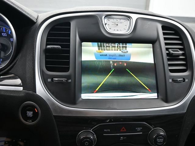 Used 2019 Chrysler 300 Touring w/ Sport Appearance Package image 17