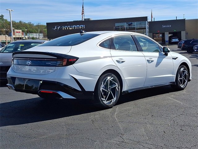New 2026 Hyundai Sonata SEL image 4