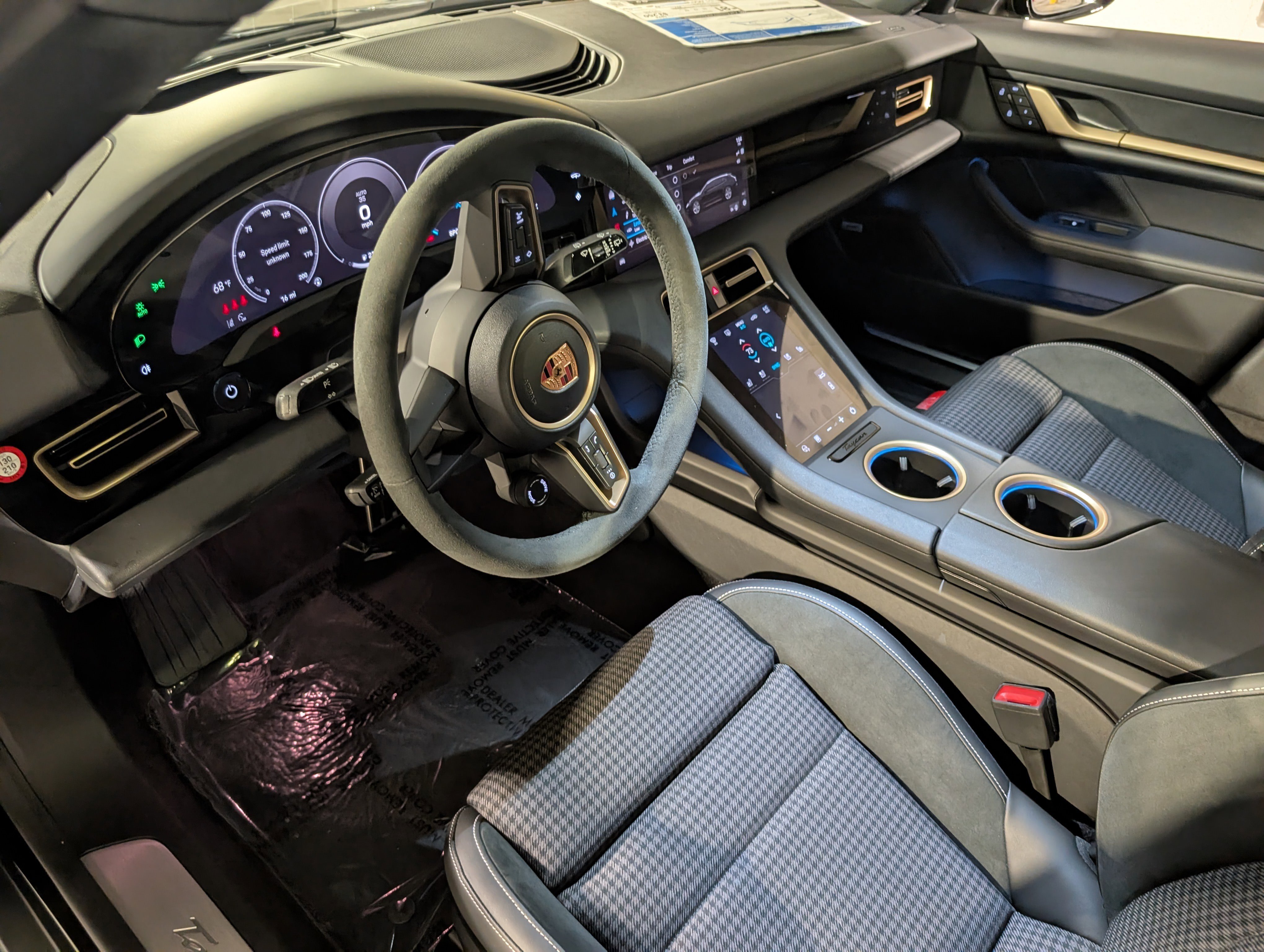 New 2026 Porsche Taycan 4 Cross Turismo image 4