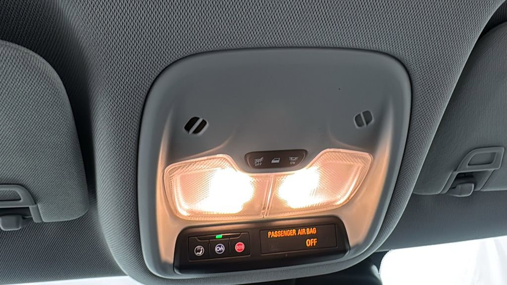 Used 2024 Chevrolet TrailBlazer LT w/ Convenience Package image 31