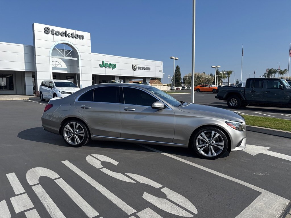Used 2019 Mercedes-Benz C 300 Sedan image 3