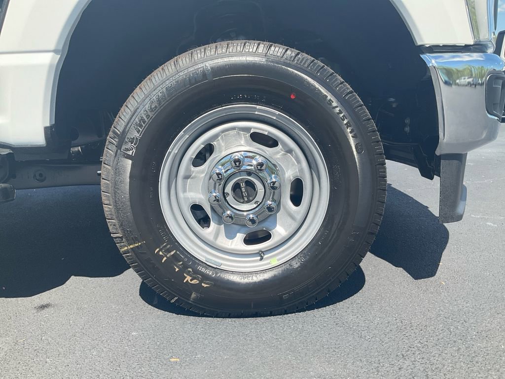 New 2026 Ford F250 XL AWD/4WD image 10