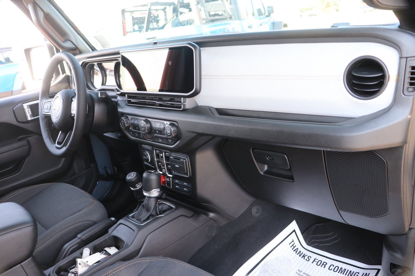 New 2026 Jeep Gladiator Sport AWD/4WD image 31