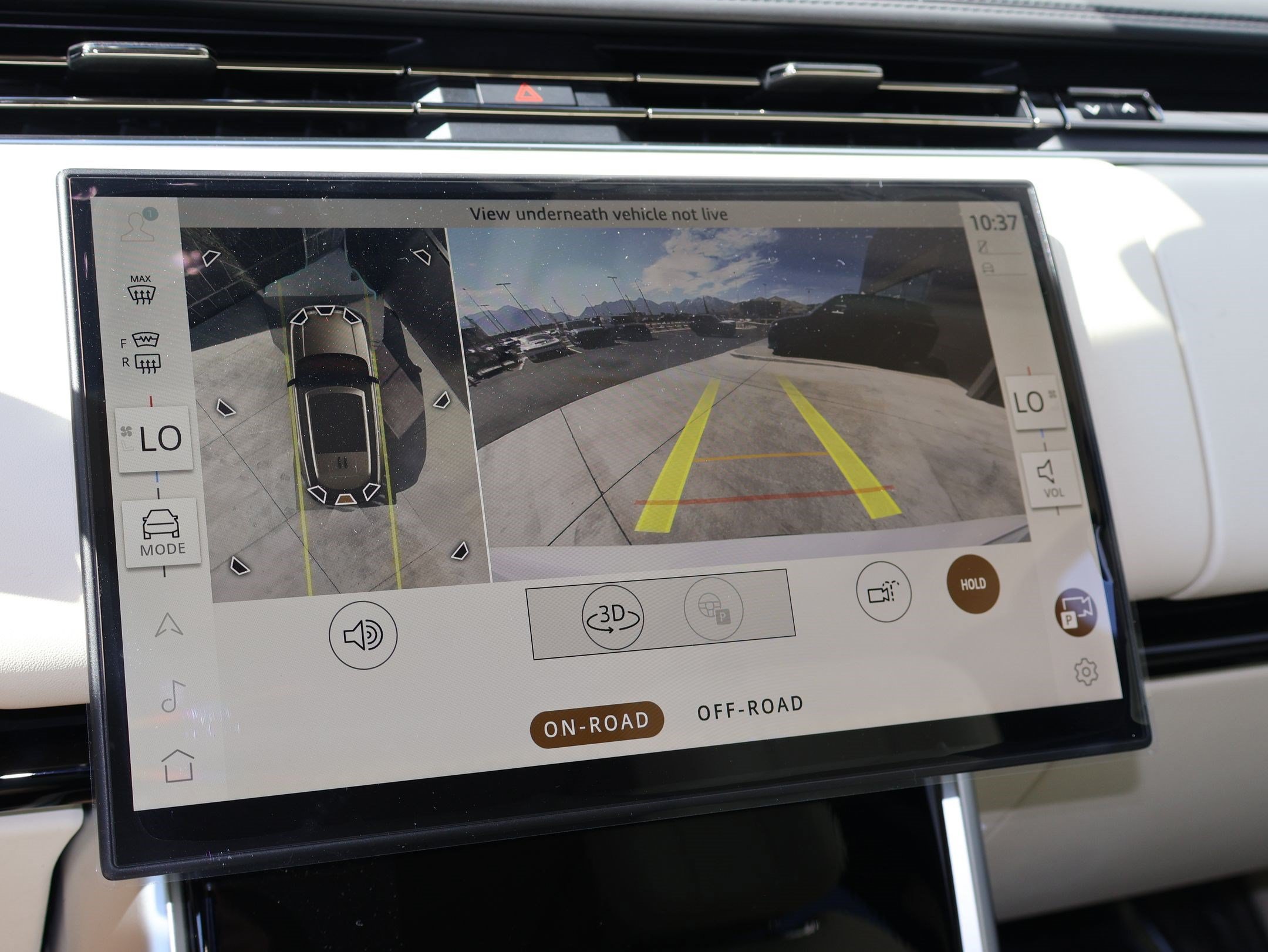 New 2026 Land Rover Range Rover Autobiography AWD/4WD image 23