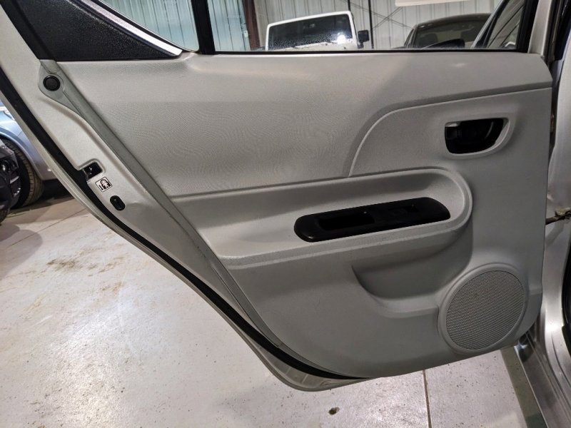 Used 2012 Toyota Prius C One image 16